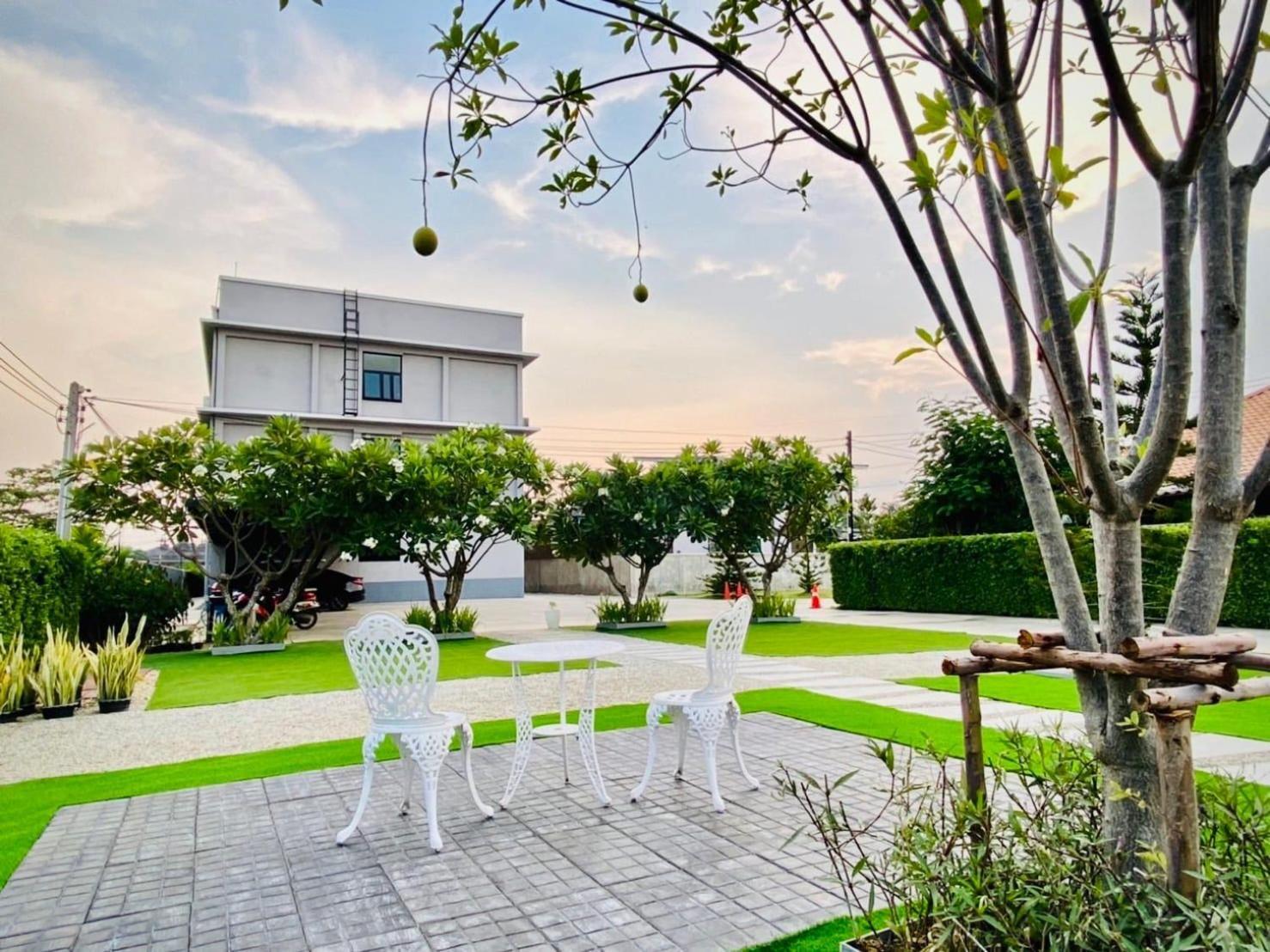 The Vet Boutique Hotel - Sha Extra Plus San Kamphaeng Exterior foto